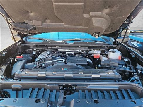 New 2026 Chevrolet Silverado 2500 ZR2 AWD/4WD image 17