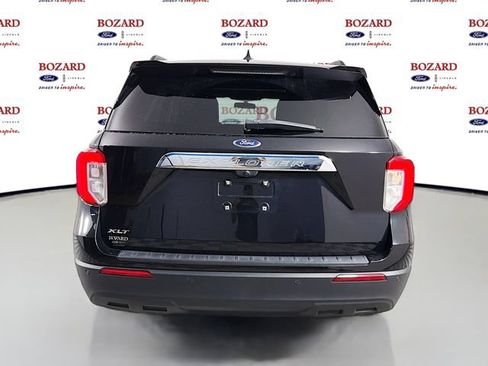 Used 2021 Ford Explorer XLT RWD image 7