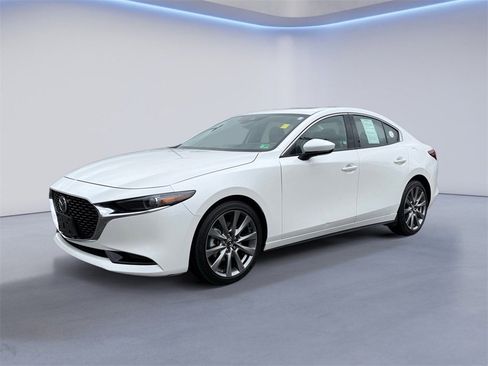 Used 2022 MAZDA MAZDA3 s image 7