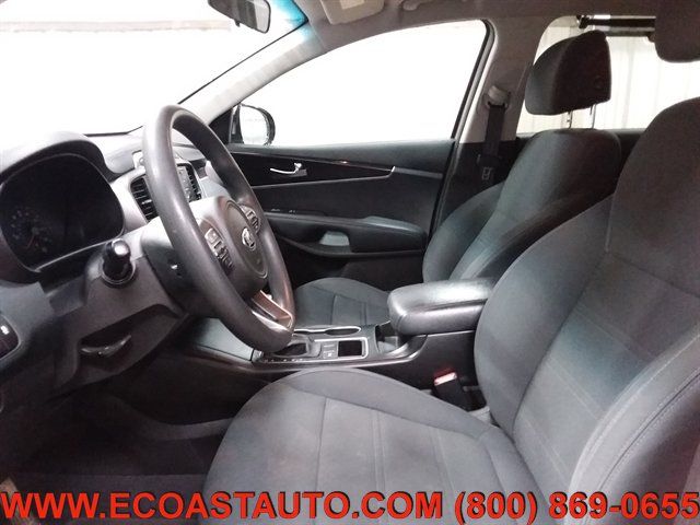 Used 2017 Kia Sorento FWD image 10