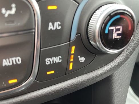 Used 2024 Chevrolet Equinox LT w/ LPO, Floor Liner Package image 20