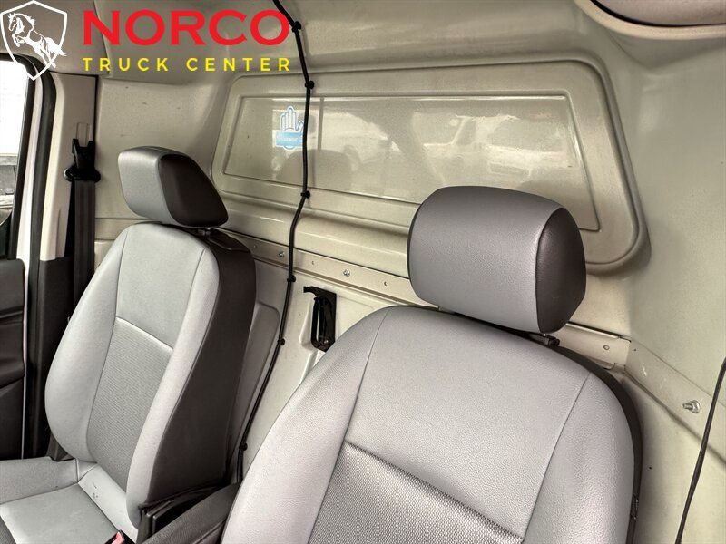 Used 2016 Ford Transit Connect XL FWD image 27