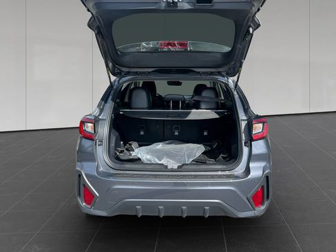 Used 2024 Subaru Crosstrek 2.5i Limited AWD/4WD image 19