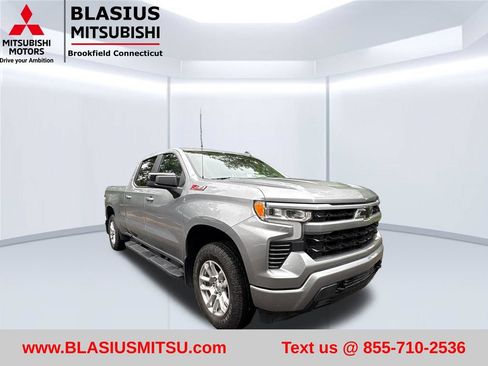 Used 2026 Chevrolet Silverado 1500 RST w/ Z71 Off-Road Package AWD/4WD image 6