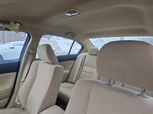 Used 2012 Honda Accord LX image 6