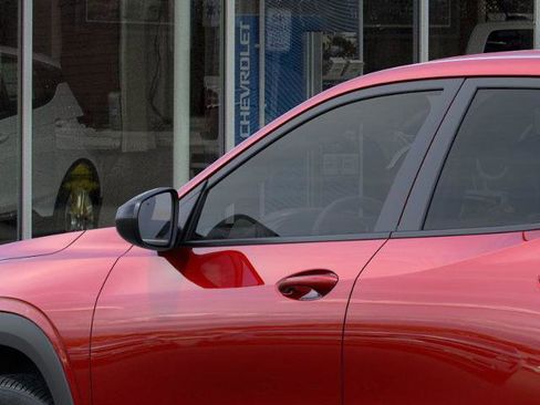 New 2026 Chevrolet Trax RS w/ Driver Confidence Package image 12