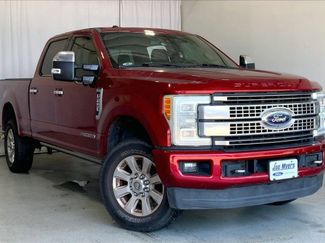 Used 2017 Ford F250 Platinum w/ FX4 Off-Road Package AWD/4WD video 1