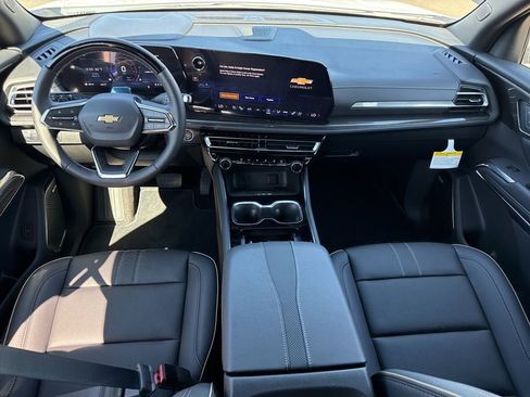 New 2026 Chevrolet Traverse High Country AWD/4WD image 16