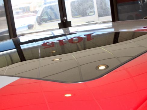 Used 2013 Dodge Challenger SRT8 w/ Harman Kardon Audio Group image 9