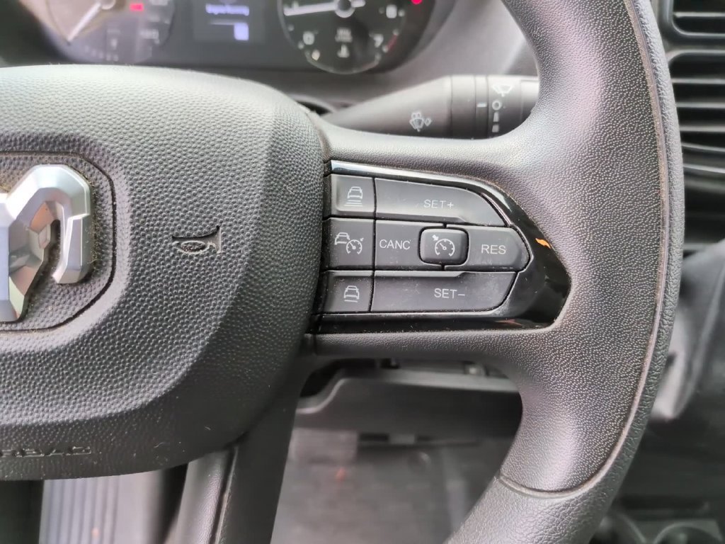 New 2025 RAM ProMaster 2500 w/ Convenience Group FWD image 26