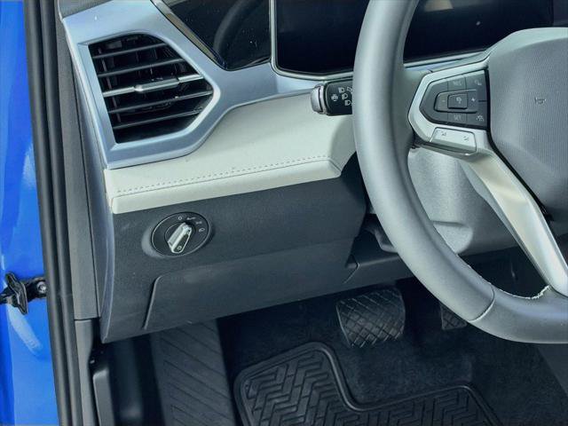 New 2027 Volkswagen Taos SE AWD/4WD image 10