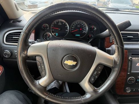 Used 2012 Chevrolet Suburban LT AWD/4WD image 12