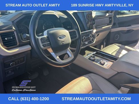 Used 2022 Ford Expedition Max Limited image 29