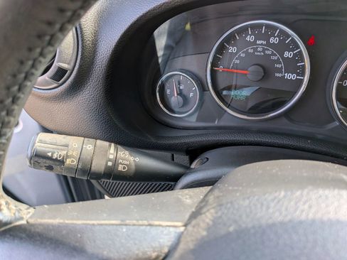 Used 2016 Jeep Wrangler Sport w/ Connectivity Group image 38