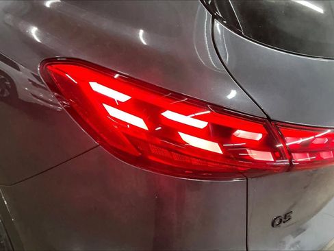 Used 2025 Audi Q5 Premium Plus w/ Premium Plus image 31