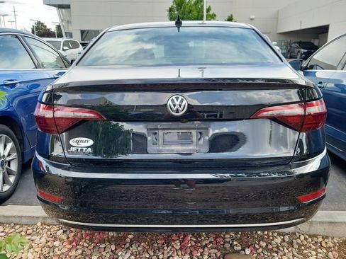Used 2020 Volkswagen Jetta S w/ Driver Assistance Package FWD image 4