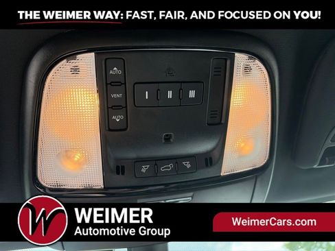 Used 2024 Dodge Durango GT AWD/4WD image 38