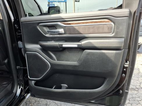 Used 2019 RAM 1500 Laramie image 15