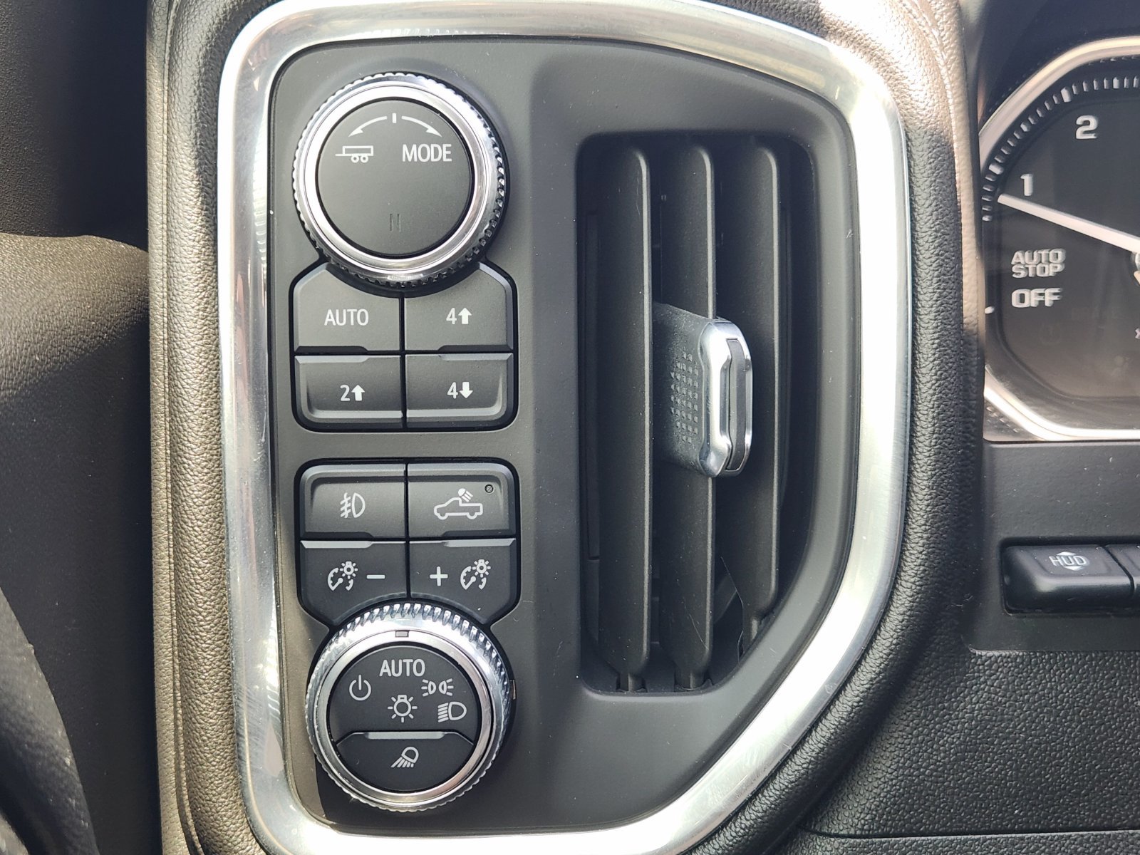 Used 2021 GMC Sierra 1500 Denali w/ Denali Ultimate Package AWD/4WD image 25