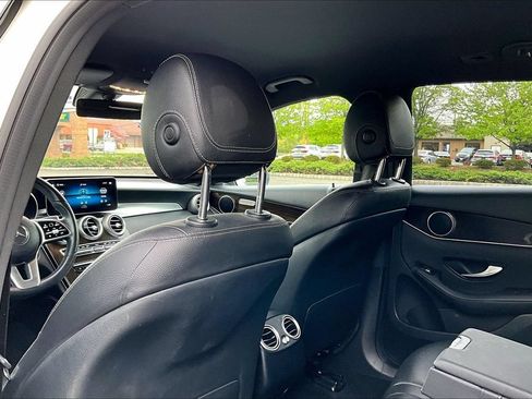 Used 2020 Mercedes-Benz GLC 300 4MATIC image 18