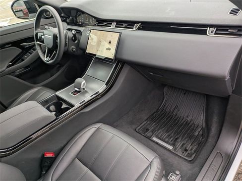 Used 2026 Land Rover Range Rover Evoque S image 19
