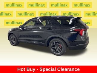 New 2025 Ford Explorer ST w/ Sun And Sound Package video 2