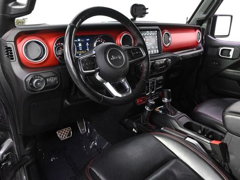 Used 2018 Jeep Wrangler Unlimited Rubicon AWD/4WD image 12