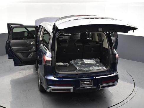 Certified 2025 INFINITI QX80 Sensory image 32