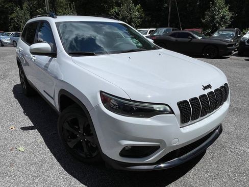 Used 2020 Jeep Cherokee Latitude Plus image 15