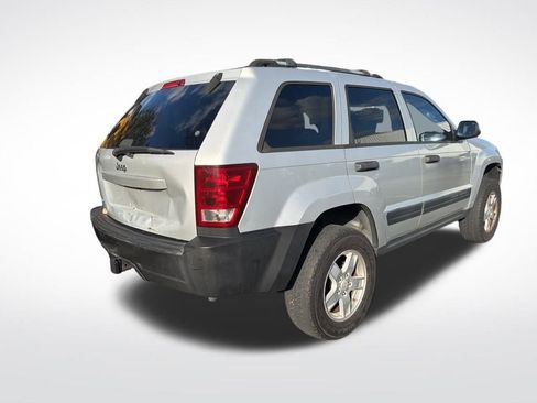 Used 2006 Jeep Grand Cherokee Laredo w/ Cargo Convenience Group image 5