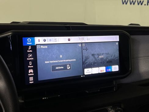 Used 2026 Jeep Wrangler Sport AWD/4WD image 17