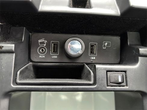 Used 2016 Land Rover Range Rover Sport Supercharged image 28