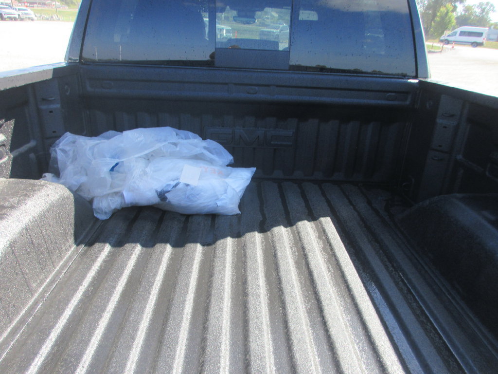 New 2026 GMC Sierra 1500 AT4 w/ AT4 Premium Package AWD/4WD image 6