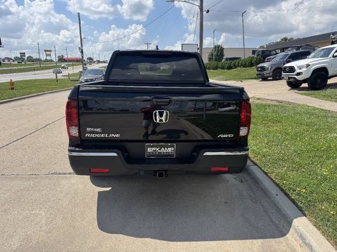 Used 2019 Honda Ridgeline Sport image 4