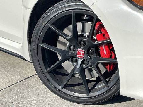 Certified 2024 Honda Civic Type R image 9