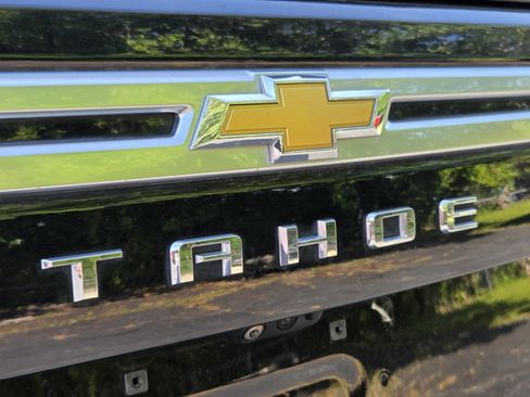 Used 2022 Chevrolet Tahoe High Country AWD/4WD image 15