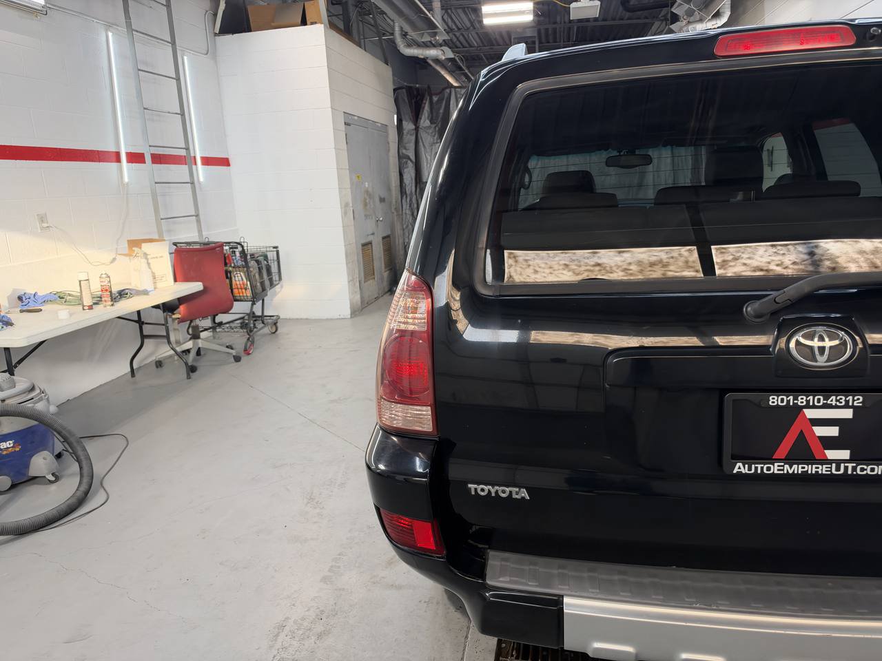 Used 2004 Toyota 4Runner Limited AWD/4WD image 9