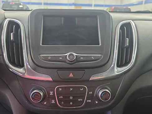 Used 2019 Chevrolet Equinox LT AWD/4WD image 25