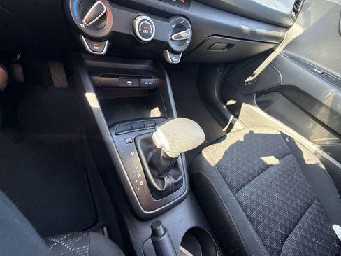 Used 2023 Kia Rio S FWD image 22