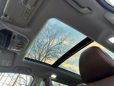 Used 2022 Subaru Ascent Touring image 20