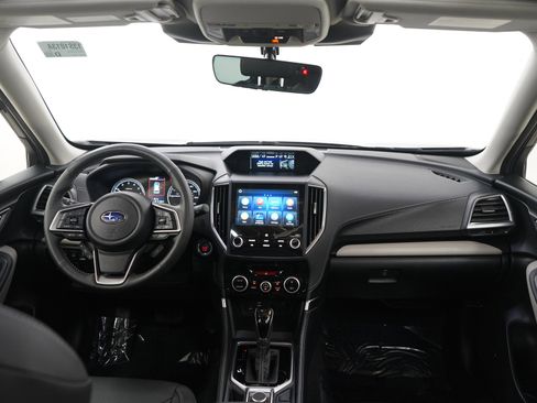 Used 2024 Subaru Forester Limited image 12