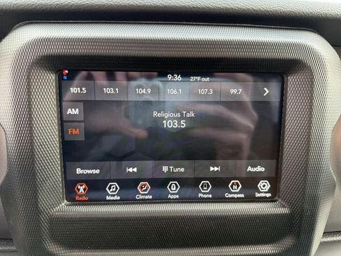 Used 2022 Jeep Wrangler Unlimited Sport AWD/4WD image 18
