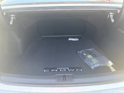 Used 2024 Toyota Crown w/ Carpet Mat Package (TMS) AWD/4WD image 11