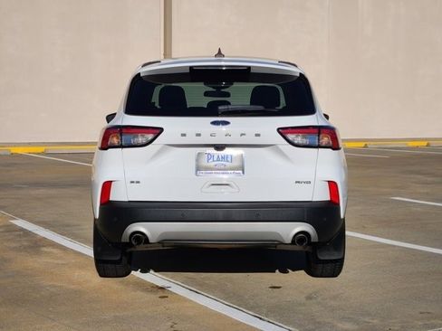 Certified 2022 Ford Escape SE image 6