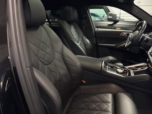 Used 2024 BMW X6 xDrive40i w/ Parking Assistance Package image 28