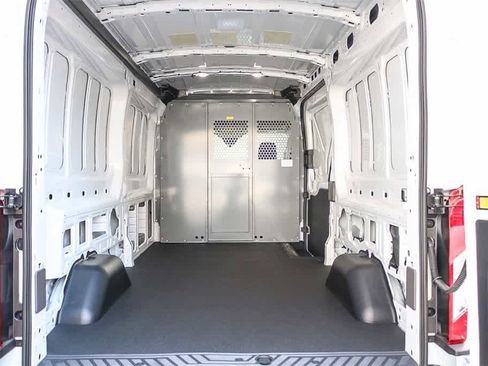 New 2025 Ford Transit 250 148 Medium Roof image 23