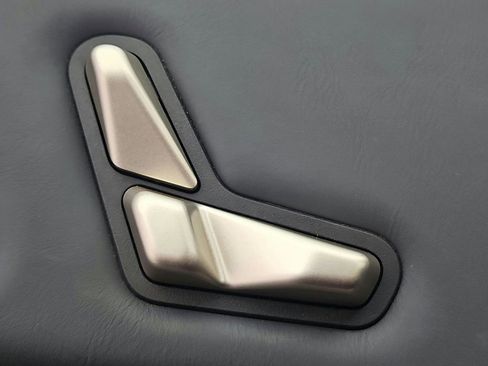 Used 2022 BMW iX xDrive50 w/ Premium Package image 41