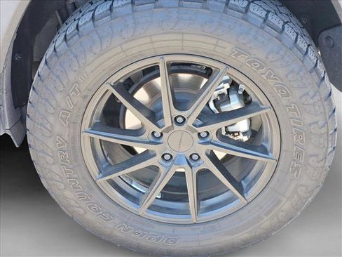 Used 2020 Toyota RAV4 LE w/ Carpet Mat Package FWD image 15