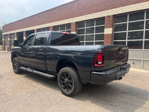 Used 2025 RAM 2500 Big Horn AWD/4WD image 4