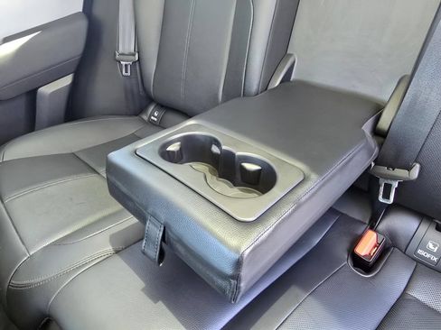 Used 2024 Land Rover Range Rover Velar S AWD/4WD image 12
